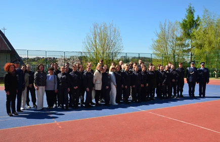 klasa mundurowa rodzice dyrekcja i zaproszeni goście