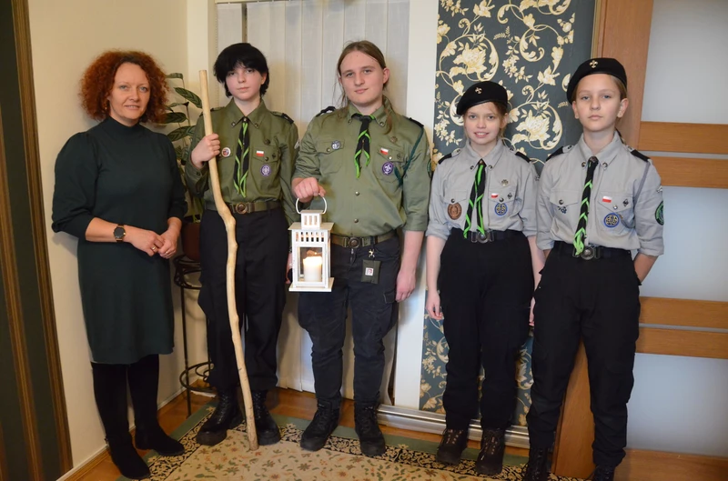 Harcerze przynieśli betlejemskie światełko pokoju