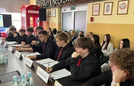 debata szkolnego koła dyskusyjnego AD REM